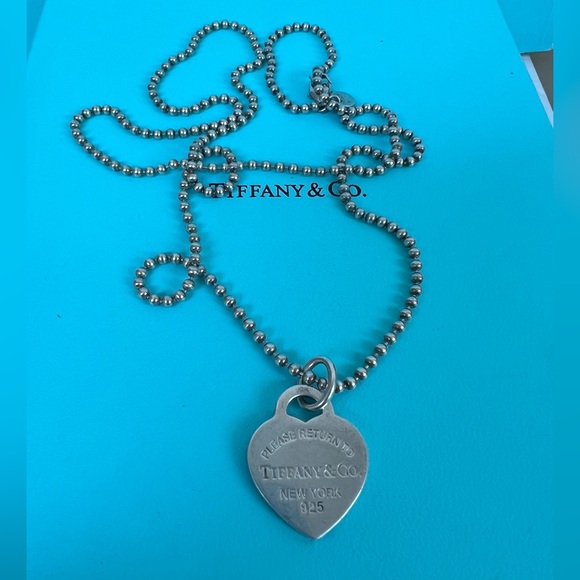 🔴Authentic Tiffany & Co. Sterling Silver RTT Heart Pendent Tag Bead Necklace🔴 - Picture 8 of 11